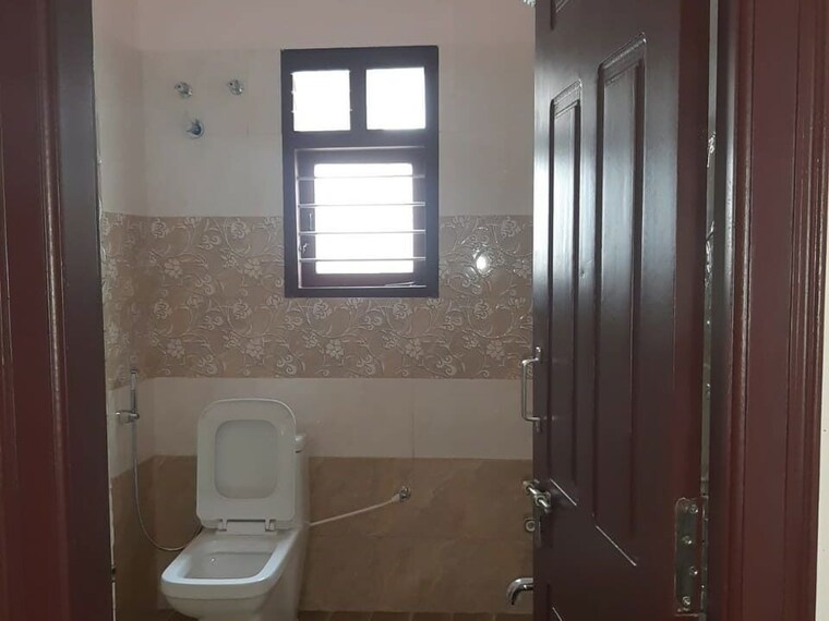 Bathroom, hegde nagar 4 Bedroom 2400 Sq.Ft. Independent House In Hegde Nagar Bangalore 10388913