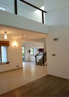 4 BHK + Servant Room Villa For Rent in Babukhan Lakefront