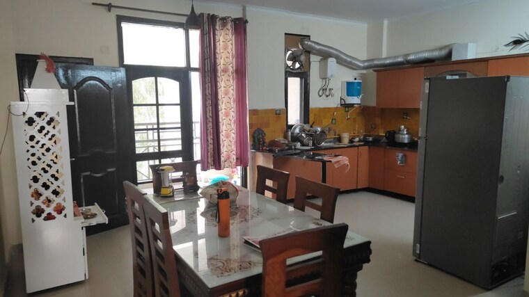 Kitchen, aditya-palm-court 4 Bedroom 2300 Sq.Ft. Apartment In Vip Road Zirakpur 10388940