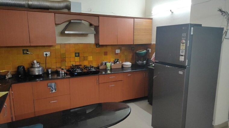 Kitchen, aditya-palm-court 4 Bedroom 2300 Sq.Ft. Apartment In Vip Road Zirakpur 10388940