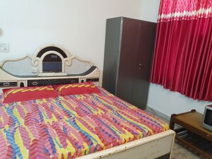 Bedroom in  Pg at Sector 41 – for Rent