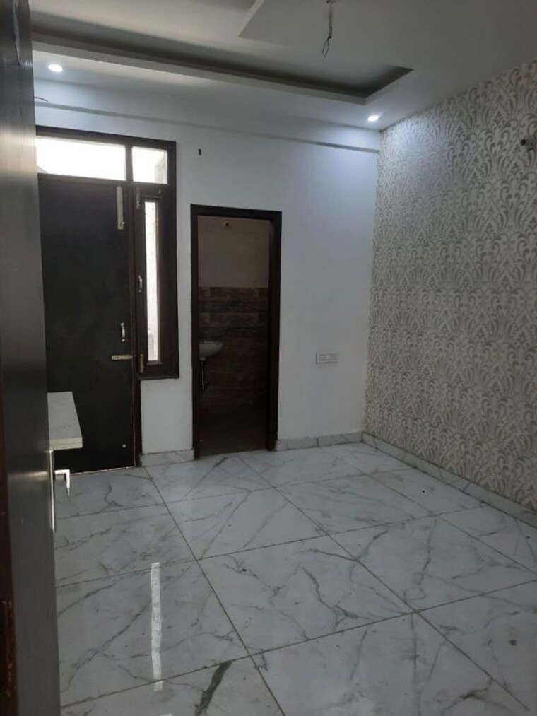 Room, preet colony 3 Bedroom 150 Sq.Ft. Builder Floor In Preet Colony Zirakpur 10388989