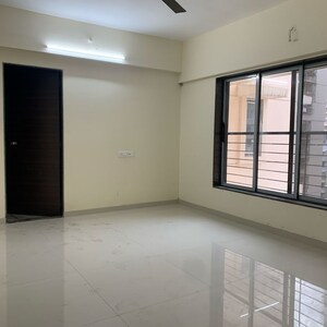 Room in 3 BHK Apartment at Greenfield Om Satyam Niwas CHS, Dalvi Nagar – for Rent