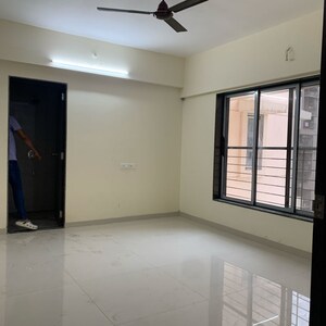 Room in 3 BHK Apartment at Greenfield Om Satyam Niwas CHS, Dalvi Nagar – for Rent