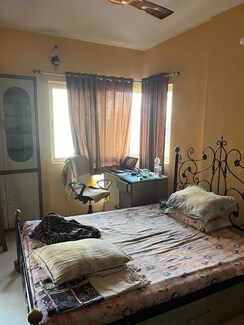1 BHK Apartment For Rent in Golf Residency Yerawada