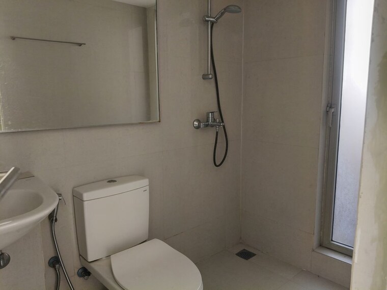 Bathroom, hiranandani-the-walk 1 Bedroom 480 Sq.Ft. Apartment In Ghodbunder Road Thane 10389037