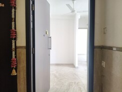 1 BHK + Store Room Apartment For Rent in Hiranandani The Walk