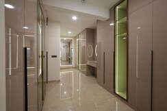 3 BHK + Pooja Room Builder Floor For Rent in Sector 16