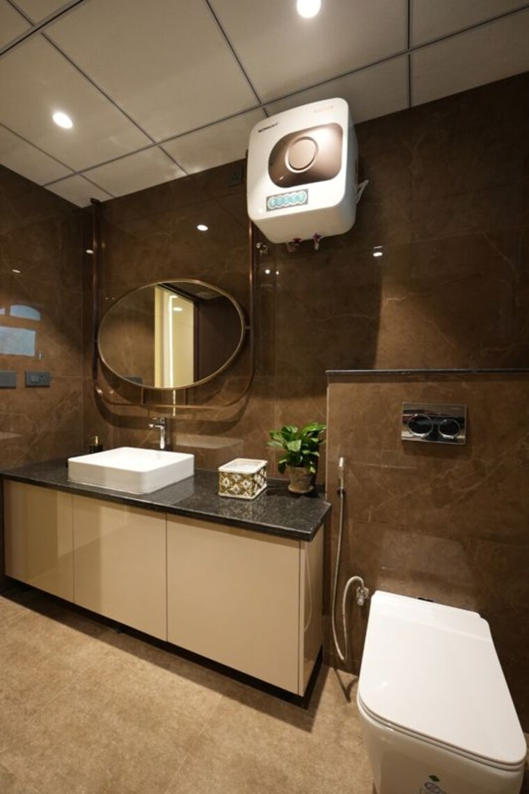 Bathroom, sector 16 3 Bedroom 2300 Sq.Ft. Builder Floor In Sector 16 Panchkula 10389013
