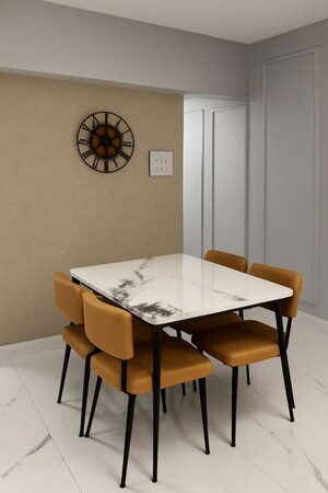 Dining area in 4 BHK Apartment at Excellency Apartment, Andheri West – for Rent