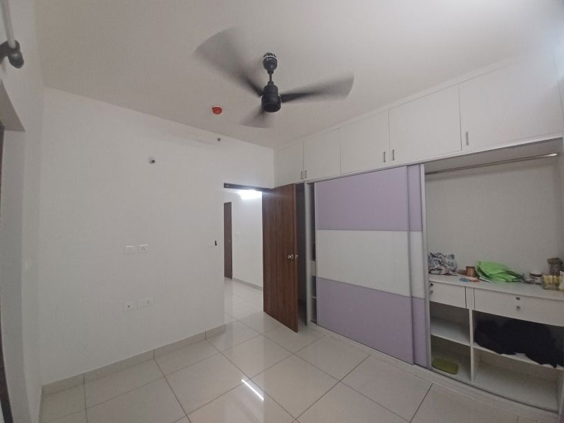 2 BHK +  999 Sq.Ft. Apartment in Prestige Finsbury Park Hyde