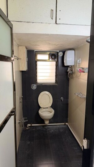 Furnished Amenities in 1 BHK Apartment at Panch Pakhadi – for Rent