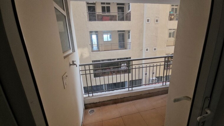 Balcony, riverdale-hazelwood-residences 3 Bedroom 2530 Sq.Ft. Apartment In High Ground Zirakpur 10389099
