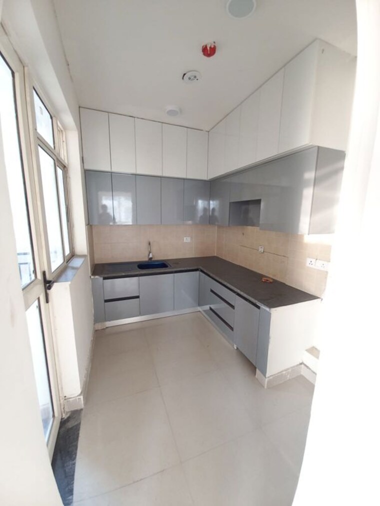 Kitchen, imperia-esfera 2.5 Bedroom 1578 Sq.Ft. Apartment In Sector 37c Gurgaon 10389086