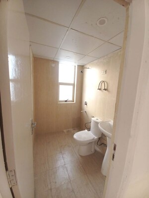 Bathroom in 2.5 BHK Apartment at Imperia Esfera, Sector 37c – for Rent