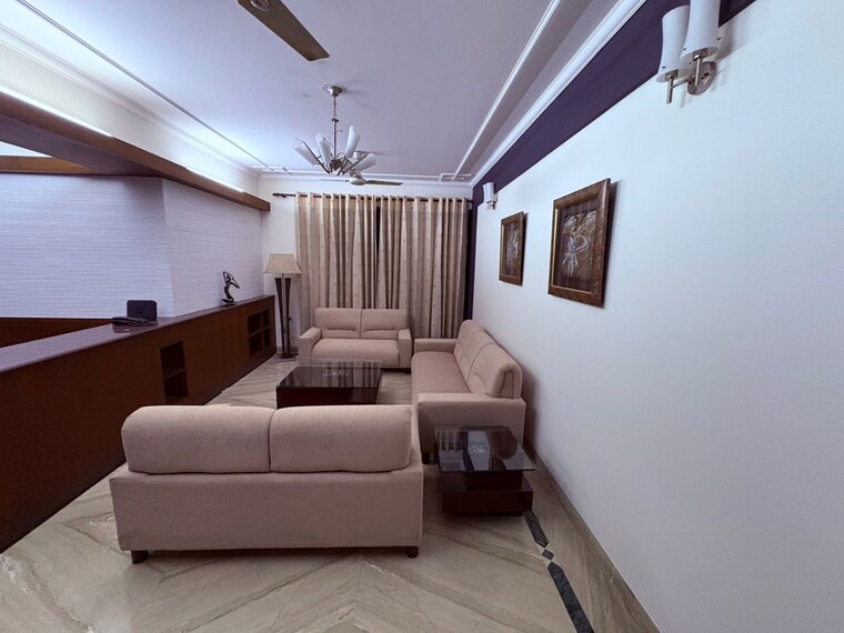 Living Room, hextax-commune 4 Bedroom 3300 Sq.Yd. Apartment In Sector 43 Gurgaon 10389152