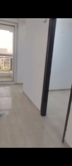 2 BHK Apartment For Rent in Amrapali Zodiac