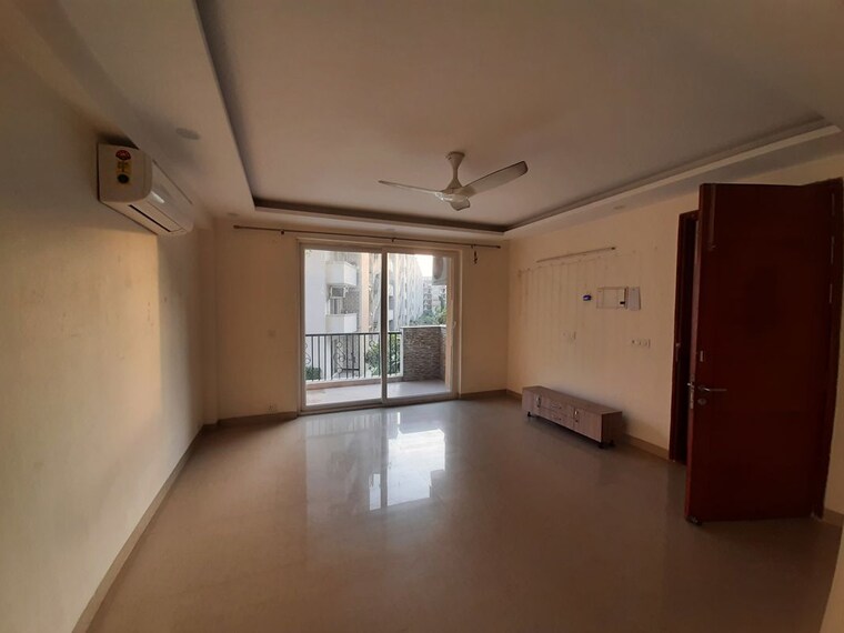 Common Area, emaar-emerald-floors-premier 3 Bedroom 1650 Sq.Ft. Apartment In Sector 65 Gurgaon 10389116
