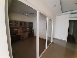 Room in 3 BHK Apartment at Emaar Emerald Floors Premier, Sector 65 – for Sale