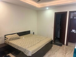 3 BHK Builder Floor For Rent in South City 1