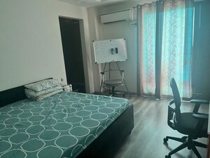 Bedroom in 3 BHK Builder Floor at South City 1 – for Rent