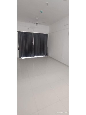 Room in 3 BHK Apartment at Godrej Nurture Pune, Mamurdi – for Rent