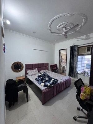 Living Room in 3 BHK Builder Floor at Sector 57 – for Rent