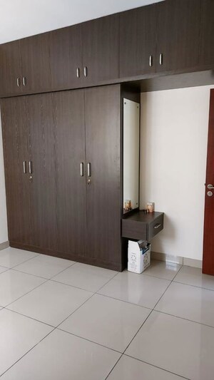 Bathroom in 2.5 BHK Apartment at Prestige Royale Gardens, Gantiganahalli – for Rent