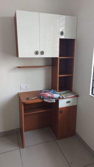 Kitchen in 2.5 BHK Apartment at Prestige Royale Gardens, Gantiganahalli – for Rent