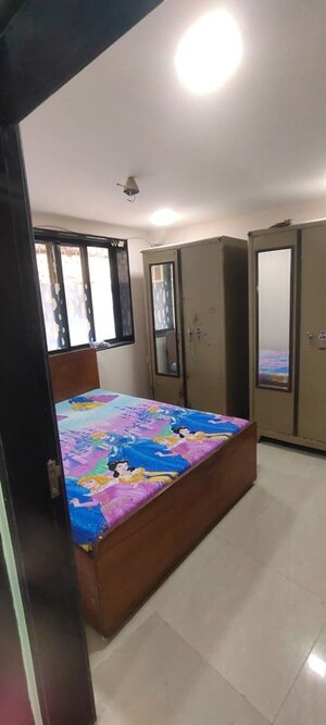 Bedroom in 1 BHK Apartment at Sunita Apartment, Peddar Road – for Rent