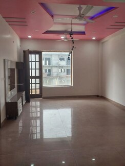 3 BHK Builder Floor For Rent in Govind Vihar