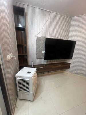 Bathroom in Studio Builder Floor at Rajeshwar Nagar Phase 1 – for Rent