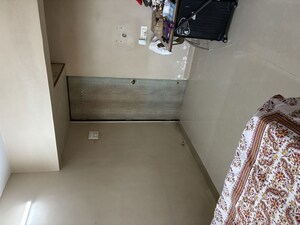 Room in 1 BHK Apartment at Malad East – for Sale