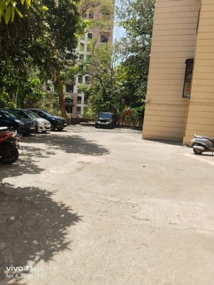 Parking in 1 BHK Apartment at Ravi Estate, Pokhran Road No One – for Rent