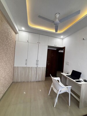 Team Area in 3 BHK Apartment at Arvind Vihar – for Sale