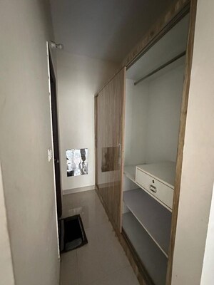 Bathroom in 3 BHK Apartment at Shalimar Mannat, Faizabad Road – for Rent