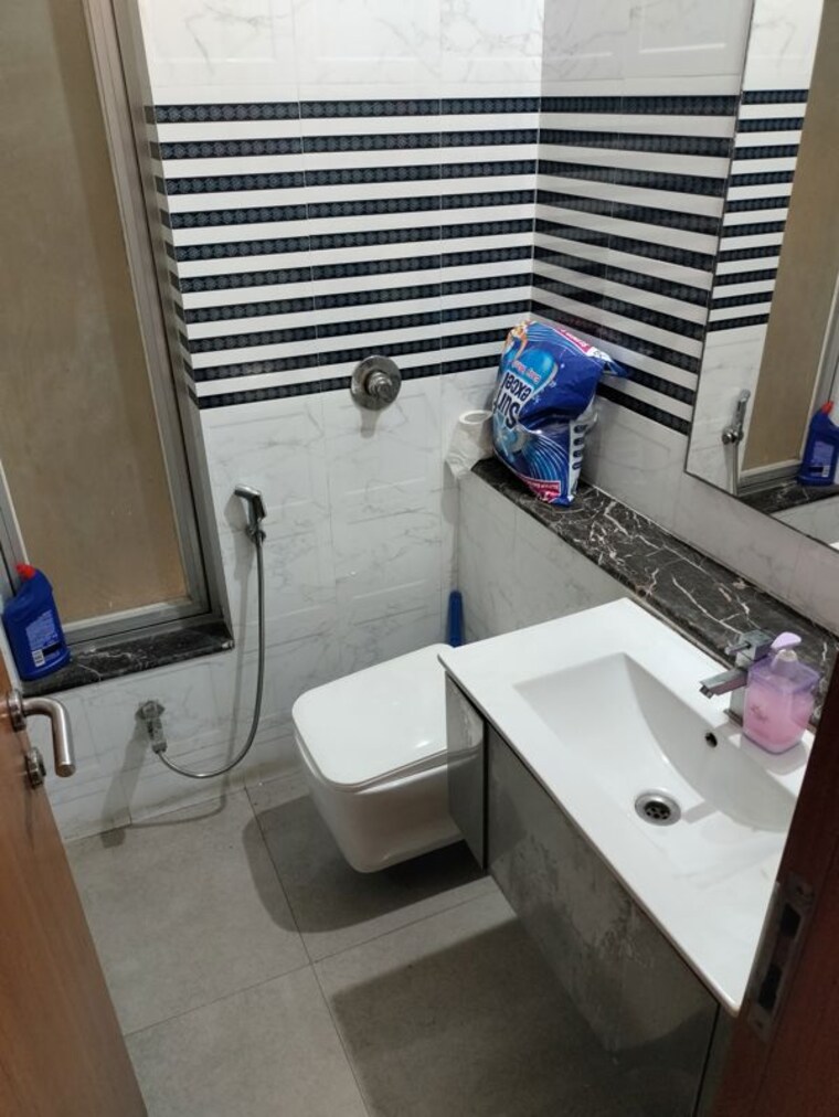 Bathroom, soham-tropical-lagoon 2 Bedroom 850 Sq.Ft. Apartment In Ghodbunder Road Thane 10389298