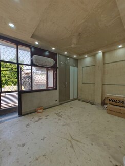 3 BHK + Pooja Room,Servant Room Builder Floor For Rent in Greater Kailash II
