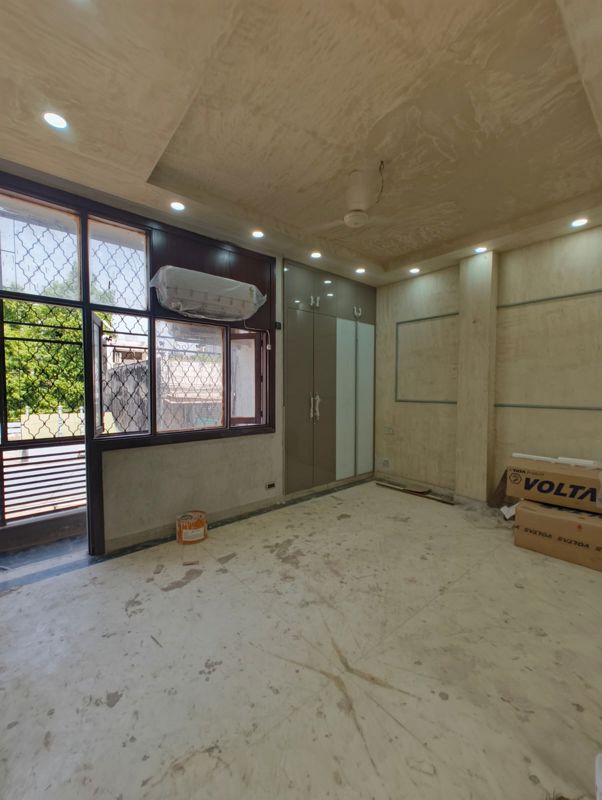 3 BHK + Pooja Room,Servant Room Builder Floor For Rent in Greater Kailash II