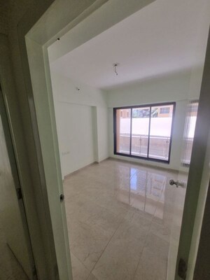 Room in 1 BHK Apartment at Asthavinayak CHS Malad West, Malad West – for Rent