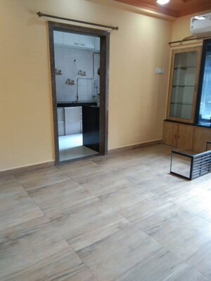 Room in 1 BHK Apartment at Asthavinayak CHS Malad West, Malad West – for Rent