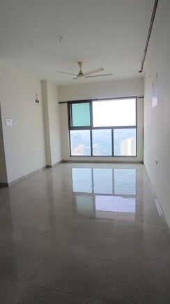 2 BHK Apartment For Rent in Sheth Irene