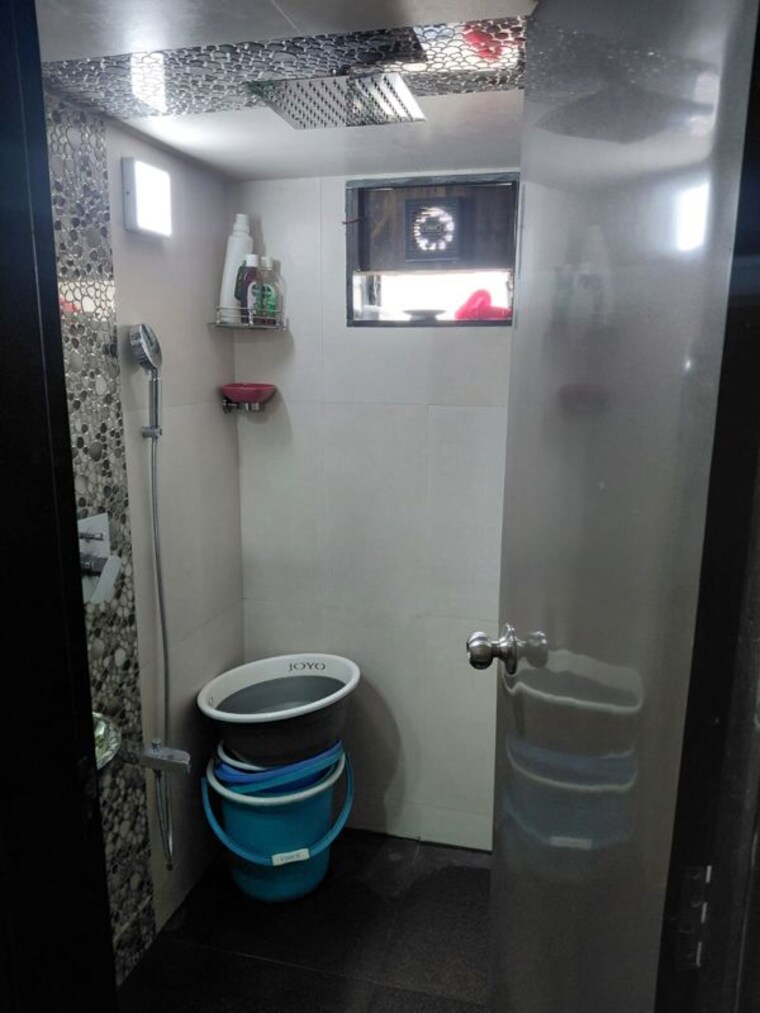Bathroom, vardhaman-heights-majiwada 1 Bedroom 728 Sq.Ft. Apartment In Majiwada Thane 10389333