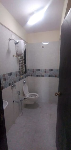 Bathroom in 1 BHK Apartment at Arihant Residency Sion, Sion – for Rent