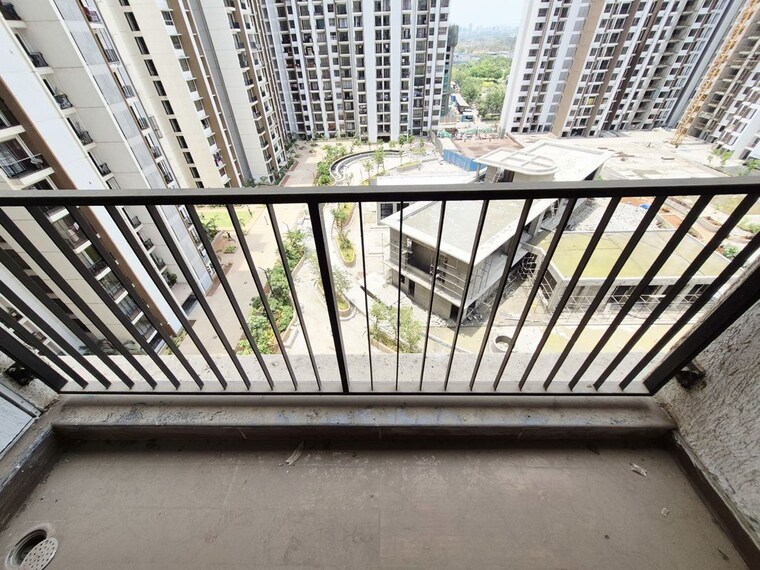 Balcony, runwal-my-city-phase-ii-cluster-05 3 Bedroom 777 Sq.Ft. Apartment In Dombivli East Thane 10389364