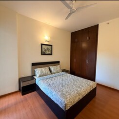 3 BHK + Servant Room Apartment For Rent in Tata Gurgaon Gateway