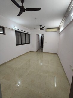 1 BHK Apartment For Rent in Lodha Lakeshore Greens