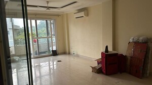 3 BHK Builder Floor For Rent in East Of Kailash