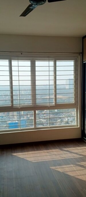 Room in 2.5 BHK Apartment at Cybercity Marina Skies, Hi Tech City – for Rent