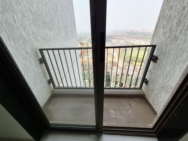 Balcony, runwal-my-city-phase-ii-cluster-05 1 Bedroom 398 Sq.Ft. Apartment In Dombivli East Thane 10389402